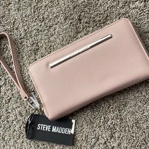Steve Madden wallet